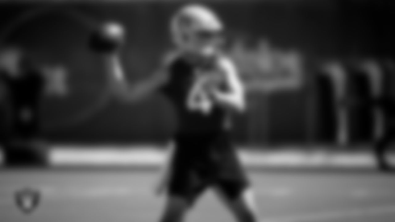 Las Vegas Raiders quarterback Derek Carr (4) on the field for a walkthrough.