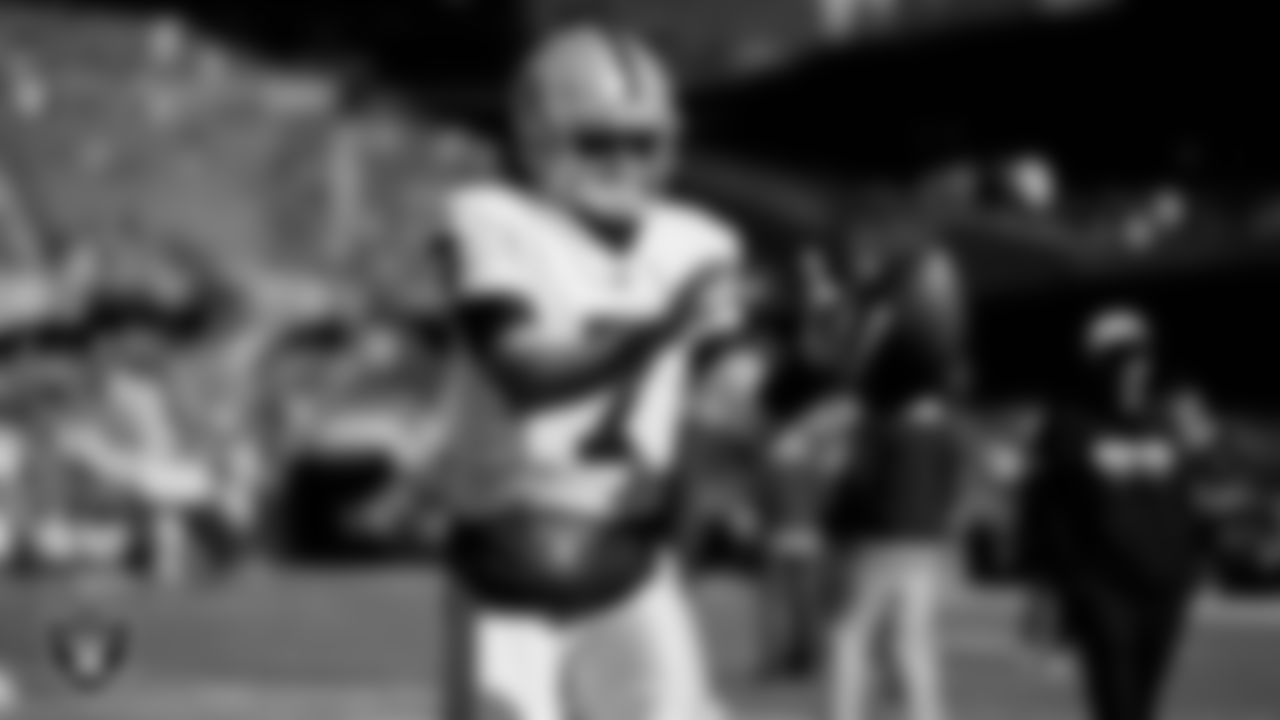 Las Vegas Raiders quarterback Brian Hoyer (7) warming up before the regular season away game against the Chicago Bears at Soldier Field.