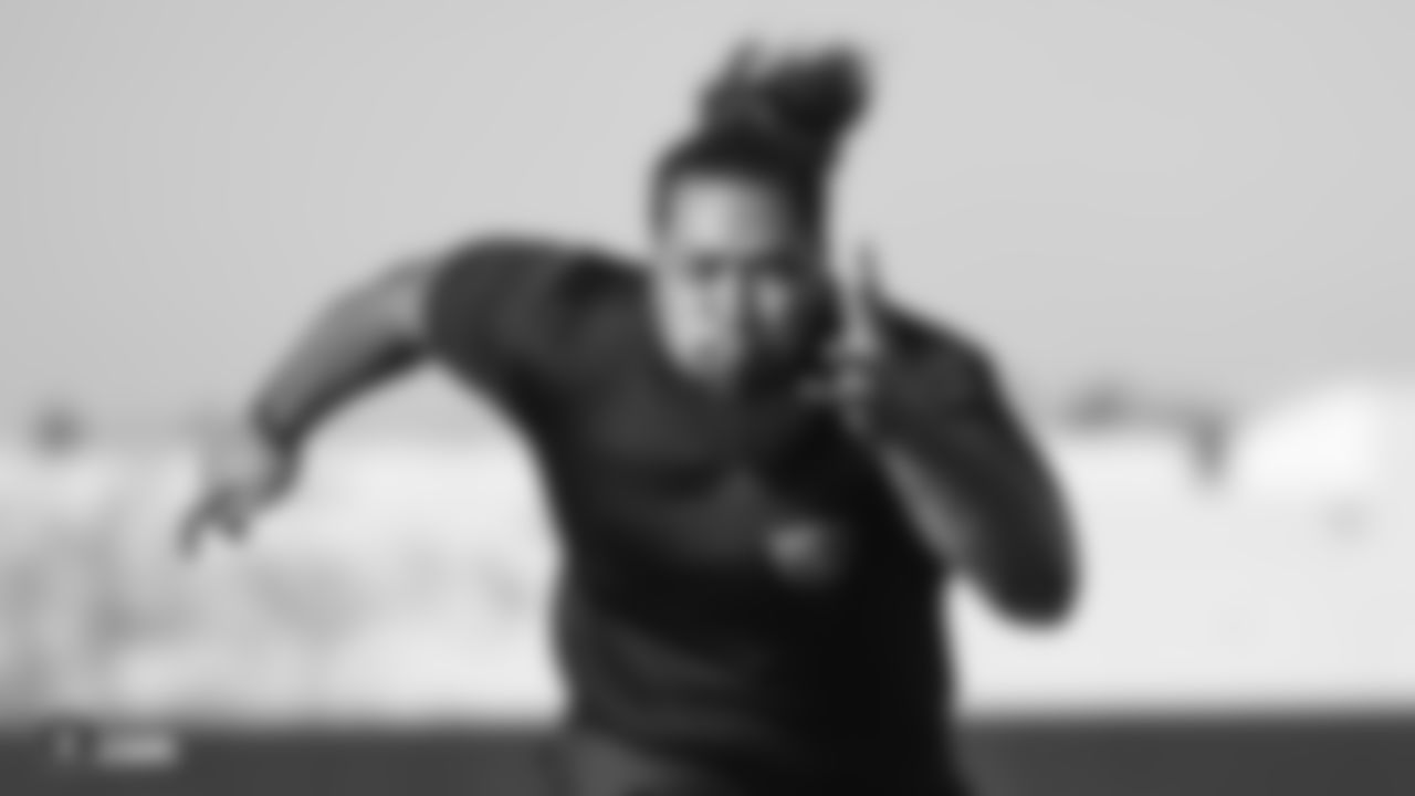 Raiders defensive tackle Gabe Wright at a workout during phase one of the offseason program at the Raiders Practice Facility in Alameda, Calif.