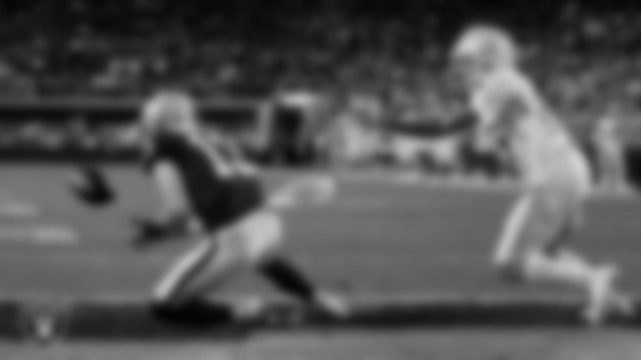 Las Vegas Raiders wide receiver Hunter Renfrow (13) makes a 2-yard touchdown catch during the regular season home game against the Los Angeles Chargers.