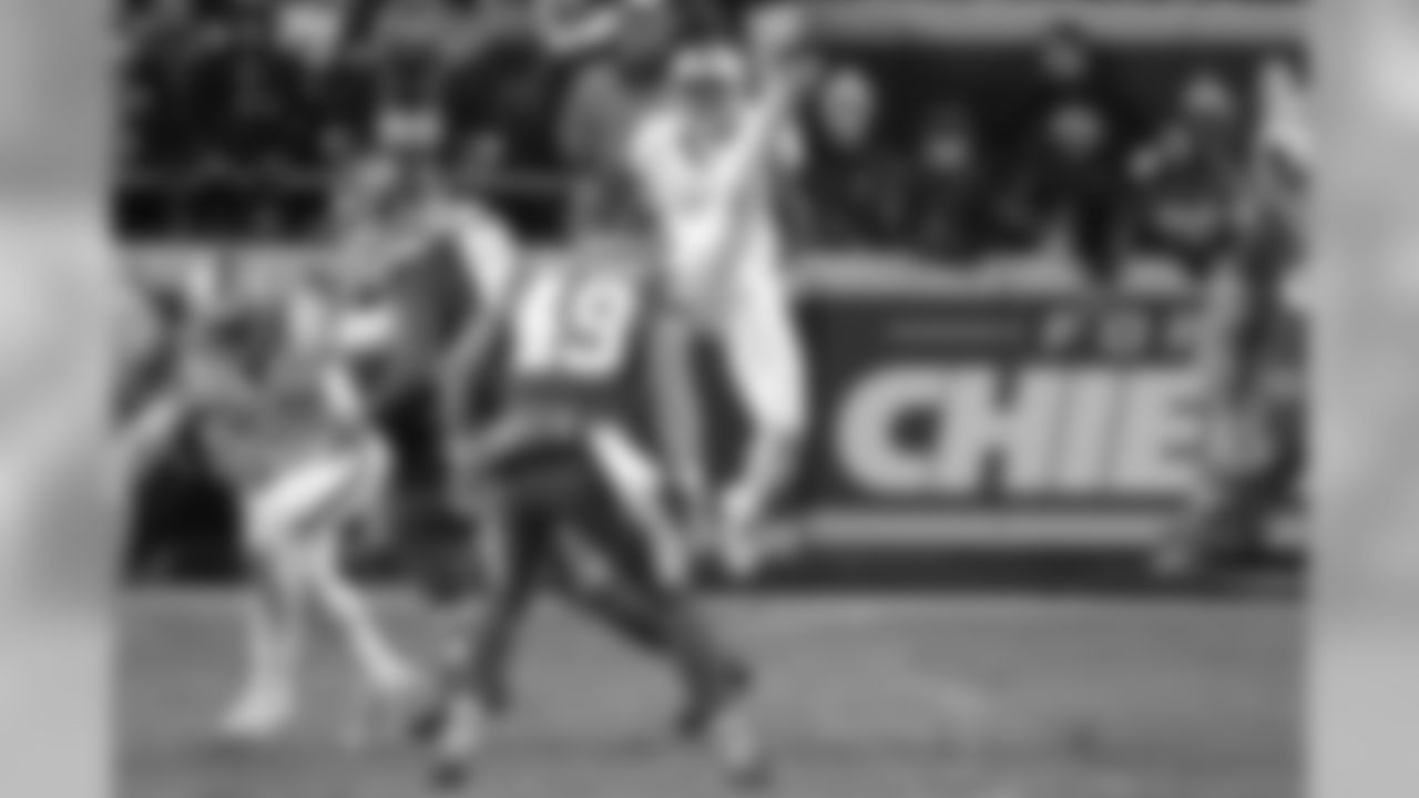 Marquette King:
2nd in NFL, 1st in AFC in punts of 50-or-more yards (29)
8th in NFL, 3rd in AFC in gross punt average (47.6)
6th in NFL, 3rd in AFC in punts downed inside the 20 (27)
T-2nd in NFL in punts taken over inside the 10-yard line (14)
3rd in NFL, 1st in AFC in punts taken over inside the 5-yard line (5)