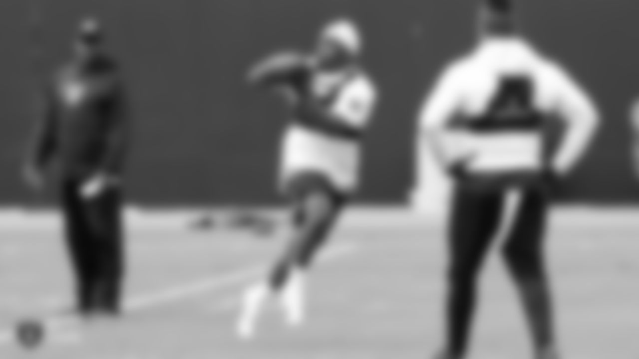 Raiders running back Jalen Richard (30) at a workout during phase two of the offseason program at the Raiders Practice Facility in Alameda, Calif.