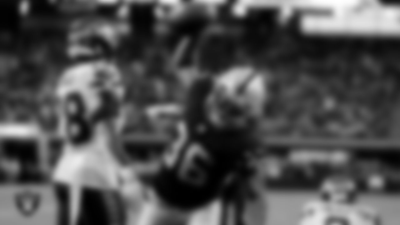 Las Vegas Raiders running back Trey Ragas (36) during the preseason game against the Seattle Seahawks at Allegiant Stadium.