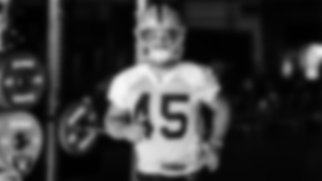 Las Vegas Raiders fullback Alec Ingold (45) during practice.