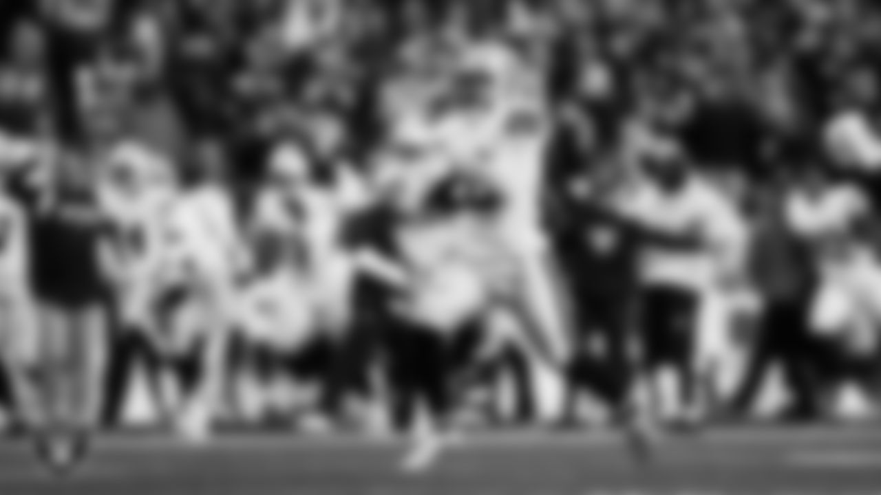 RB Josh Jacobs