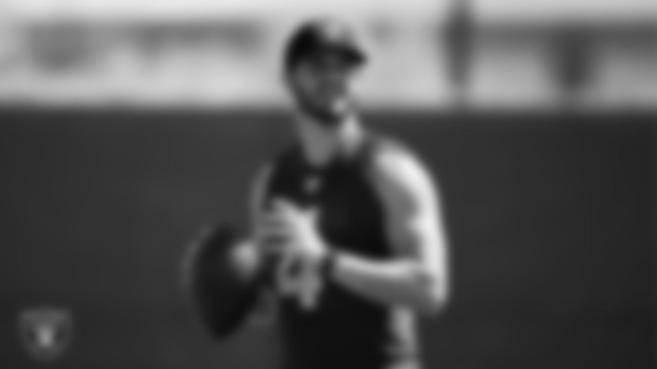 Las Vegas Raiders quarterback Derek Carr (4) on the field for a walkthrough.