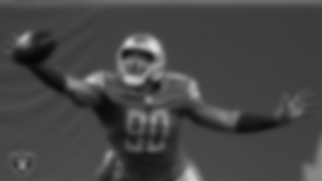DE Trey Flowers