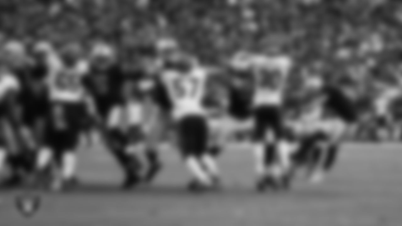 Las Vegas Raiders kicker Daniel Carlson (2) kicks a 26-yard field goal during the regular season home game against the Cincinnati Bengals.