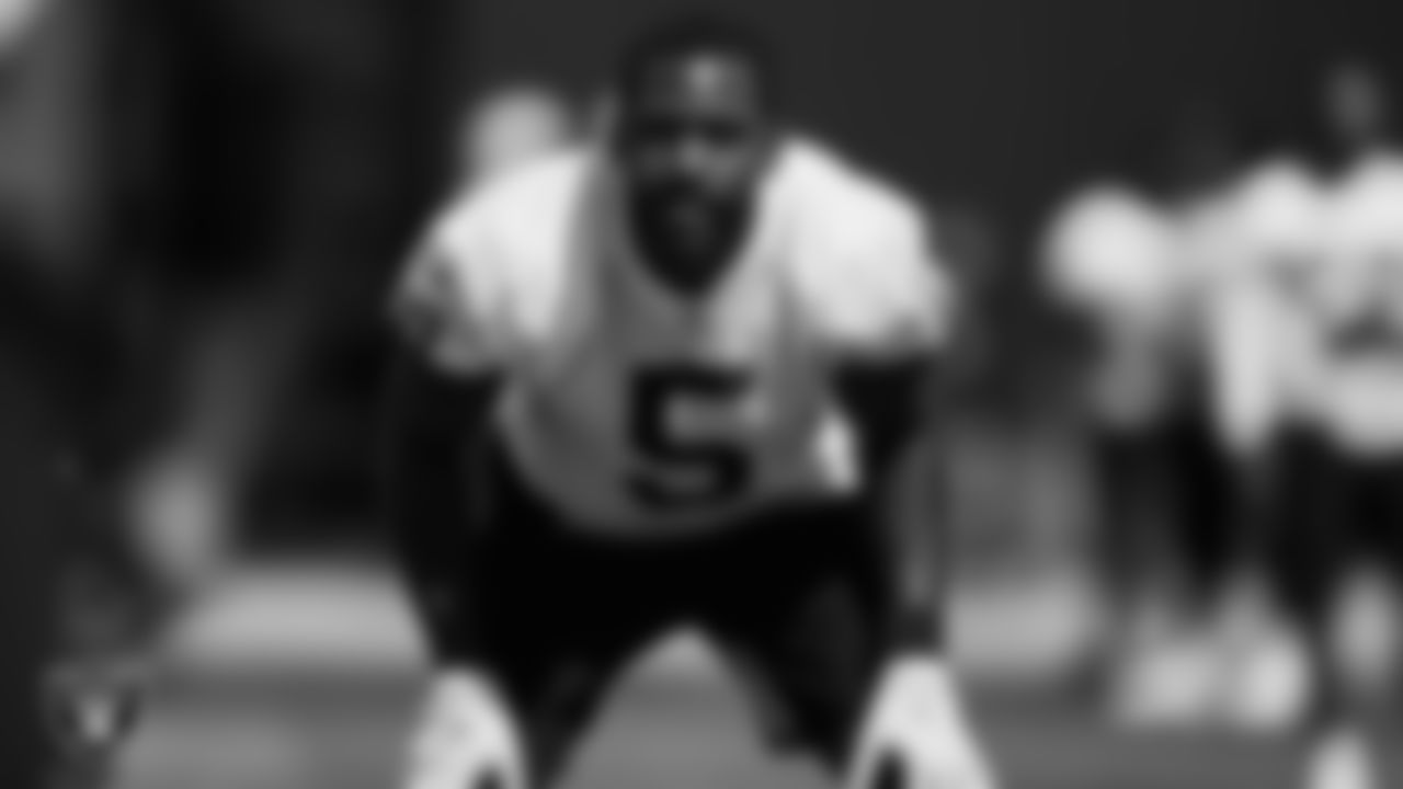Las Vegas Raiders linebacker Divine Deablo (5) during practice at Intermountain Healthcare Performance Center.
