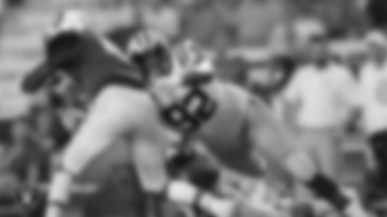 DL Neil Farrell Jr.
Fourth Round (126th overall)
LSU