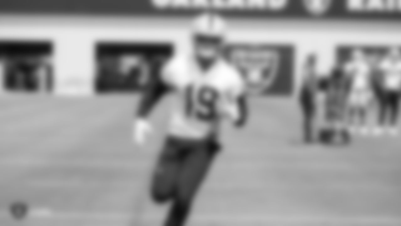 Raiders wide receiver Ryan Grant (19) at an Organized Team Activity (OTA) at the Raiders Practice Facility in Alameda, Calif.