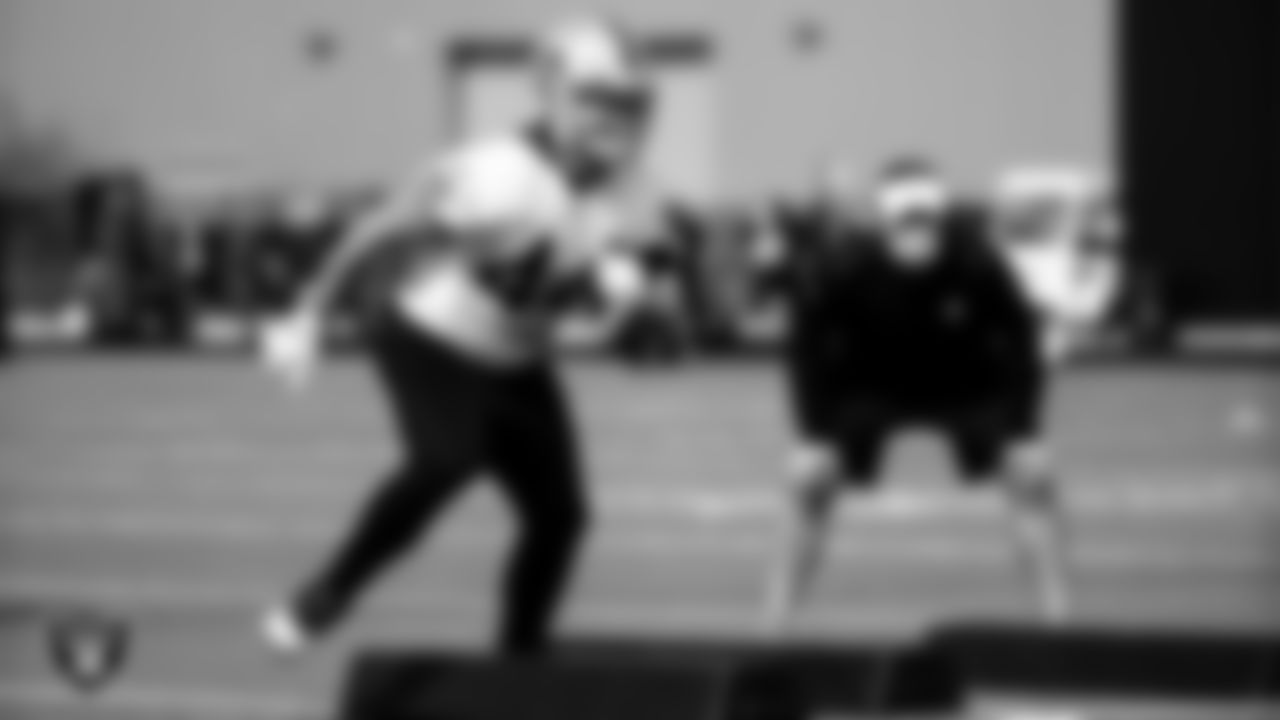 Las Vegas Raiders linebacker Nick Kwiatkoski (44) and linebackers coach David Lippincott during practice.