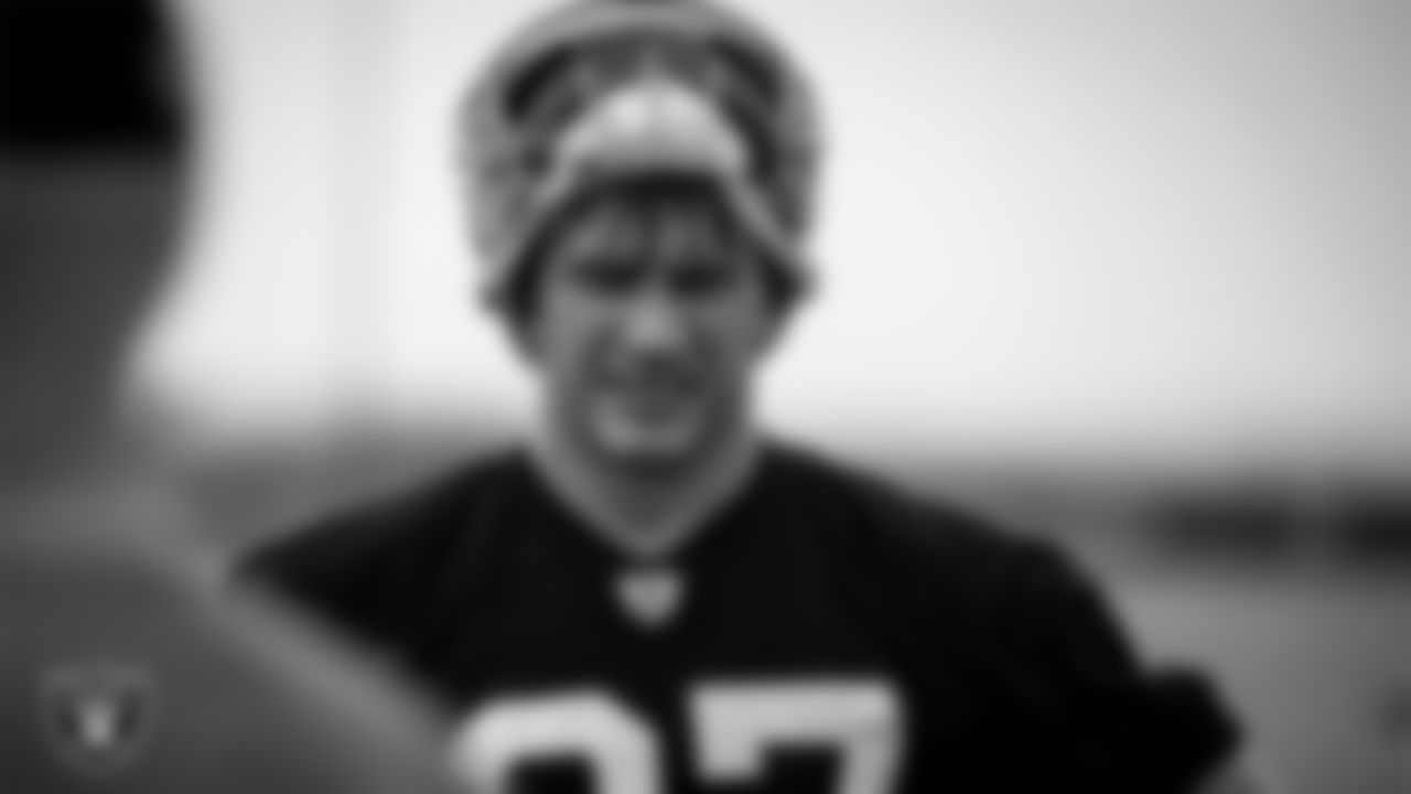 Las Vegas Raiders tight end Foster Moreau (87) during practice.