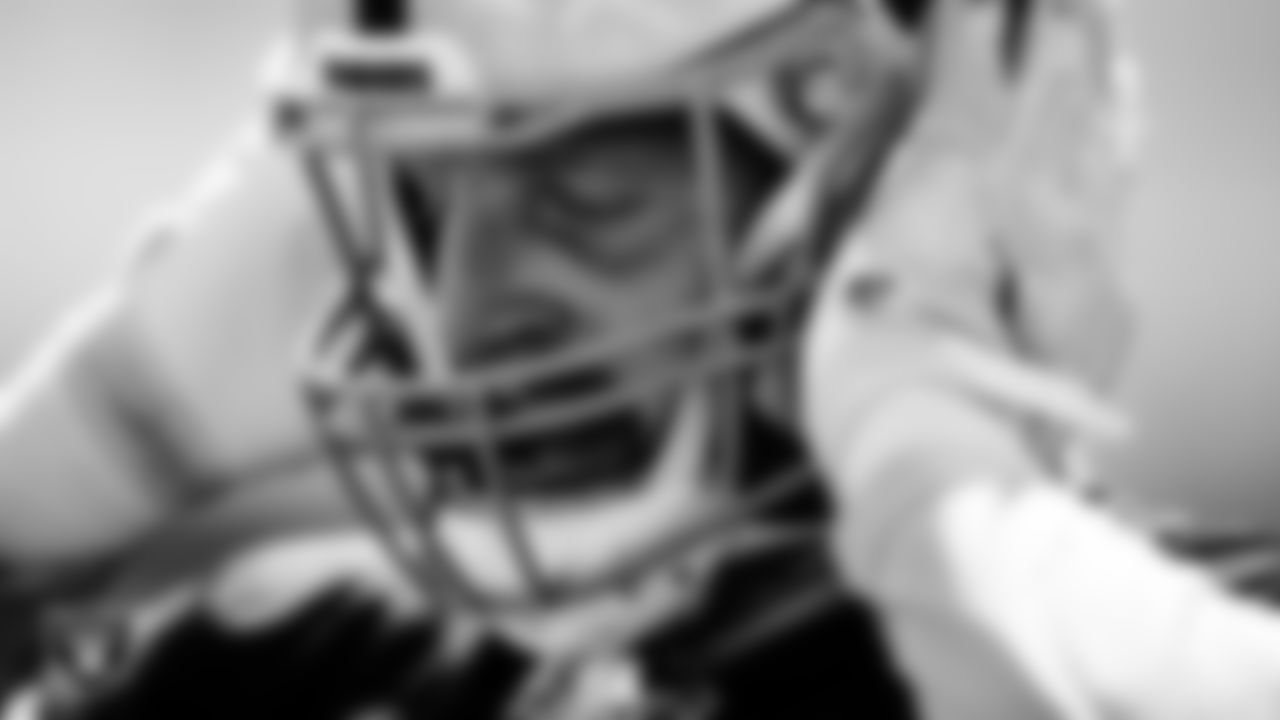 Las Vegas Raiders defensive end Maxx Crosby (98) during practice.