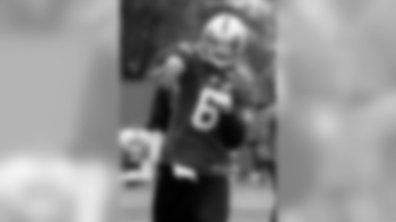 QB Terrelle Pryor throws a pass.