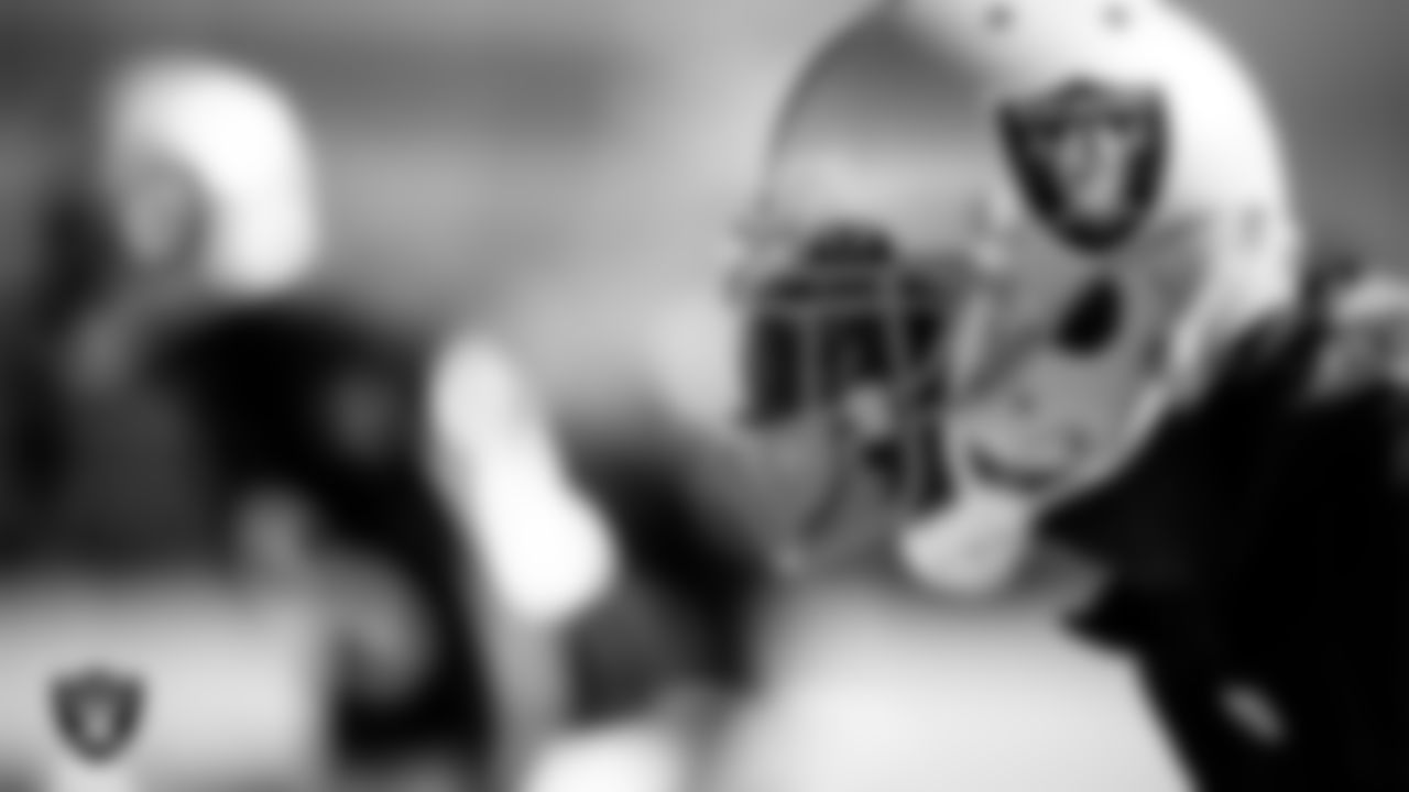 Las Vegas Raiders cornerback Trayvon Mullen (27) during practice.