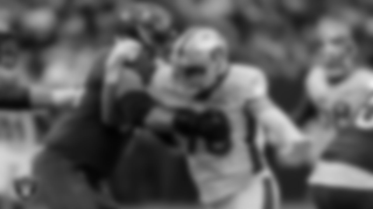 Las Vegas Raiders defensive end Maxx Crosby (98) during the 2022 Pro Bowl at Allegiant Stadium.