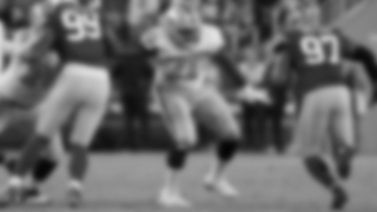 Look through a collection of top photos of guard Kelechi Osemele who was named an alternate for the 2019 Pro Bowl.