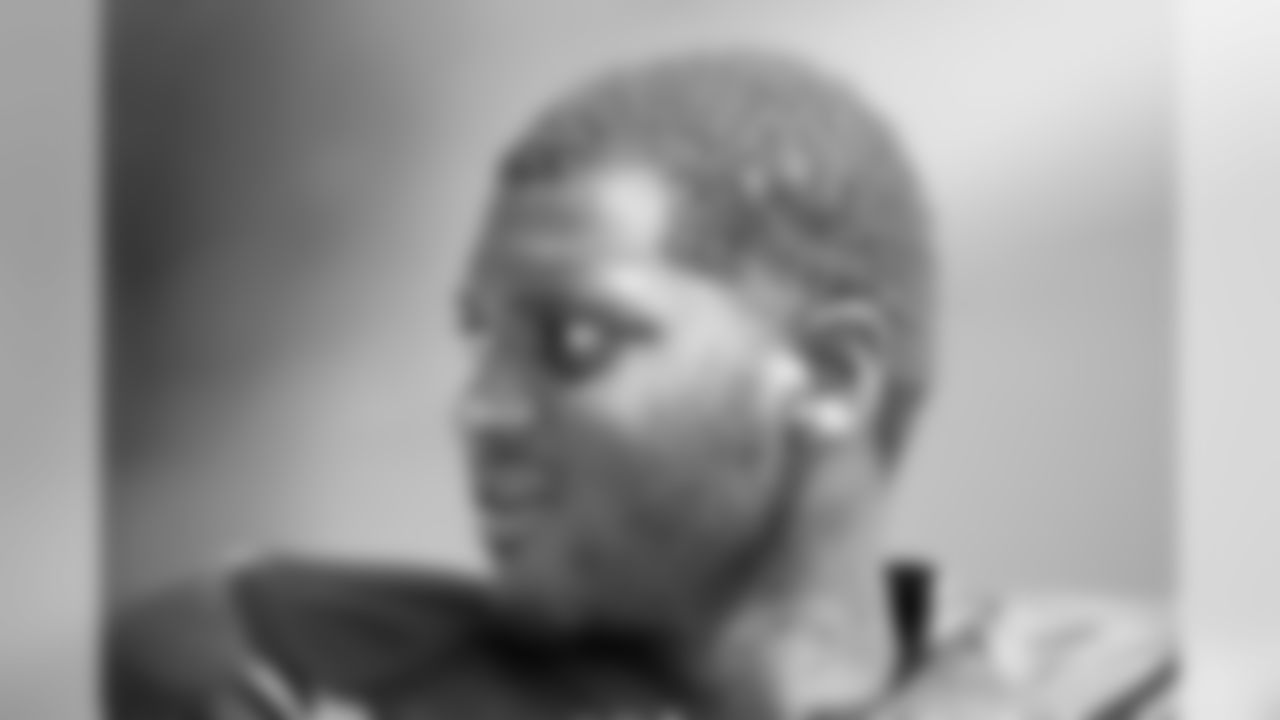 LB Rolando McClain.