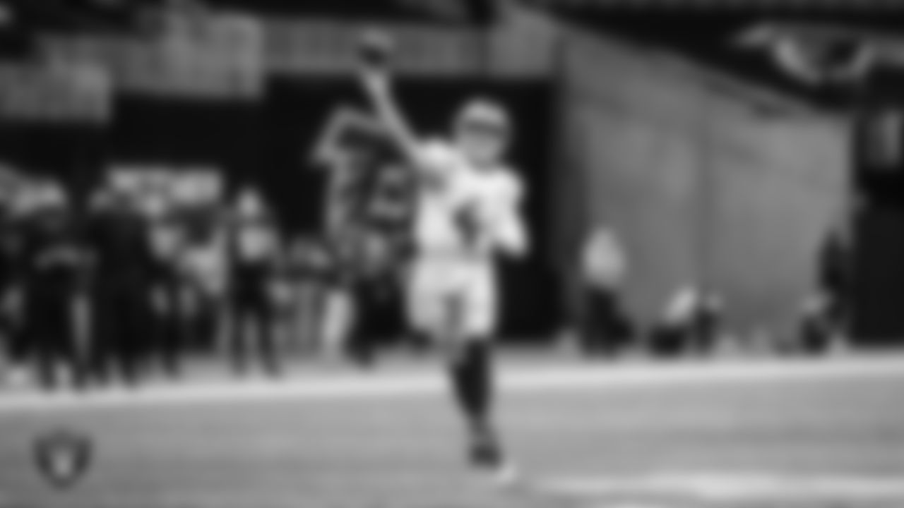 Las Vegas Raiders quarterback Derek Carr (4) passes during the regular season away game against the Atlanta Falcons.