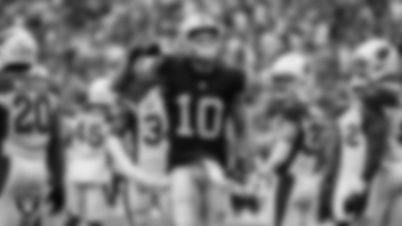 Las Vegas Raiders wide receiver Mack Hollins (10) during the regular season home game against the Arizona Cardinals at Allegiant Stadium.