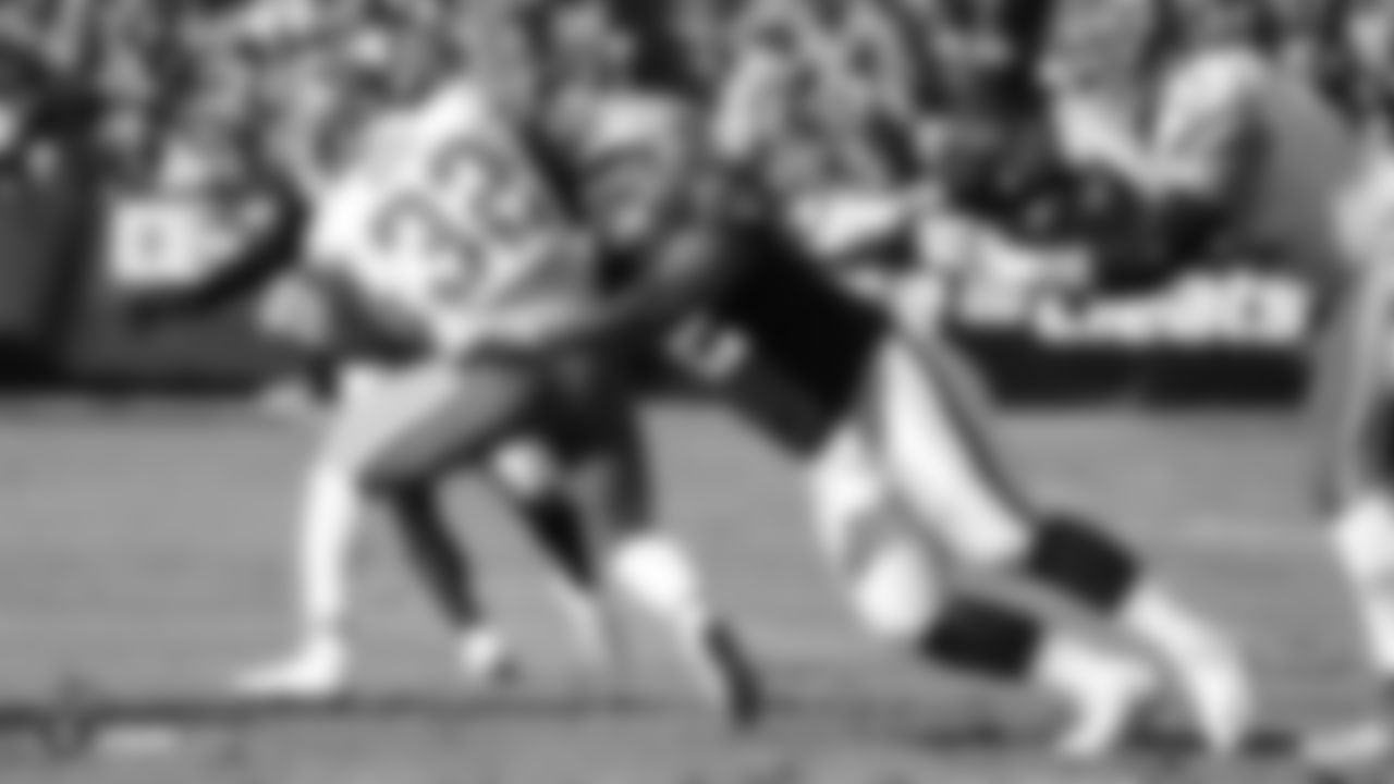DT P.J. Hall
