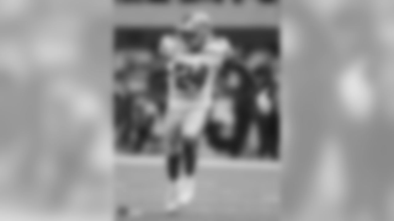 CB Nevin Lawson