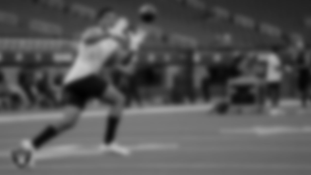 Las Vegas Raiders wide receiver Keelan Doss (18) warms up before the preseason game against the Los Angeles Rams at SoFi Stadium.