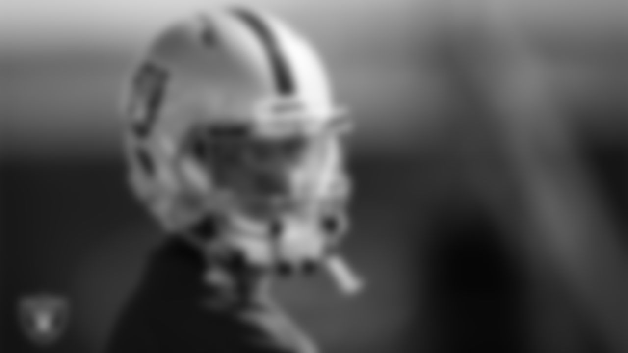 Las Vegas Raiders quarterback Marcus Mariota (8) during practice.
