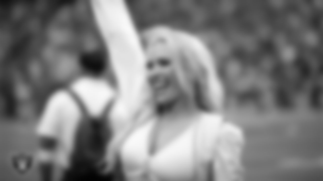 Raiderette Kelly on the sidelines during the regular season home game against the Houston Texans at Allegiant Stadium.