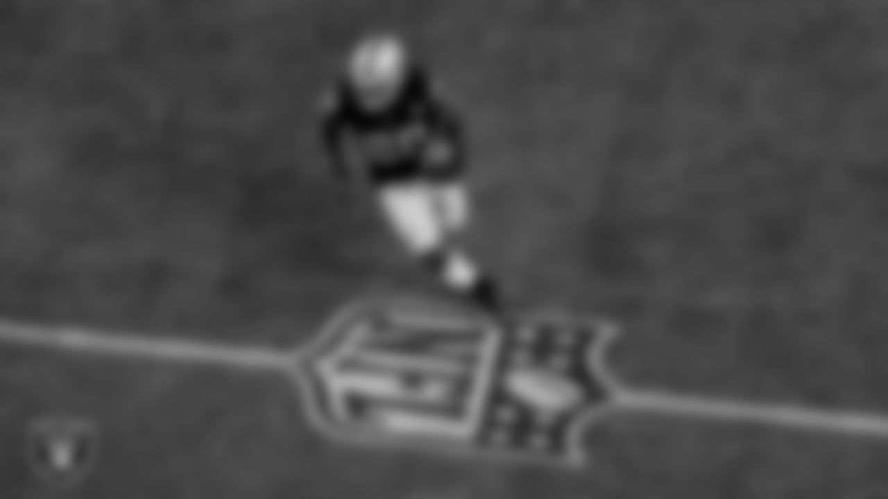 Las Vegas Raiders running back Josh Jacobs (28) during the regular season game against the Indianapolis Colts at Allegiant Stadium.