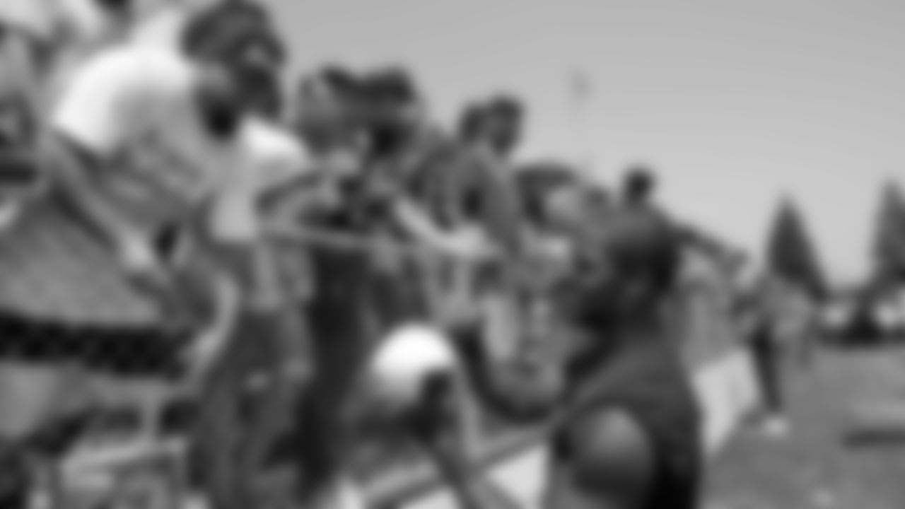 Oakland Raiders linebacker Tahir Whitehead (59) signs autographs for fans after practice at 2018 Training Camp at Memorial Stadium, Saturday, July 28, 2018, in Napa, California.