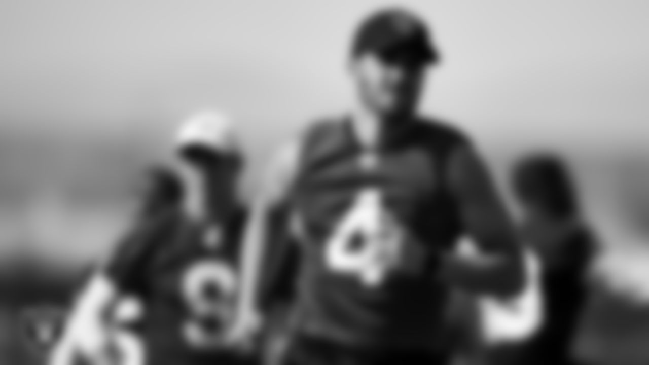 Las Vegas Raiders quarterback Derek Carr (4) at a workout during phase two of the offseason program.