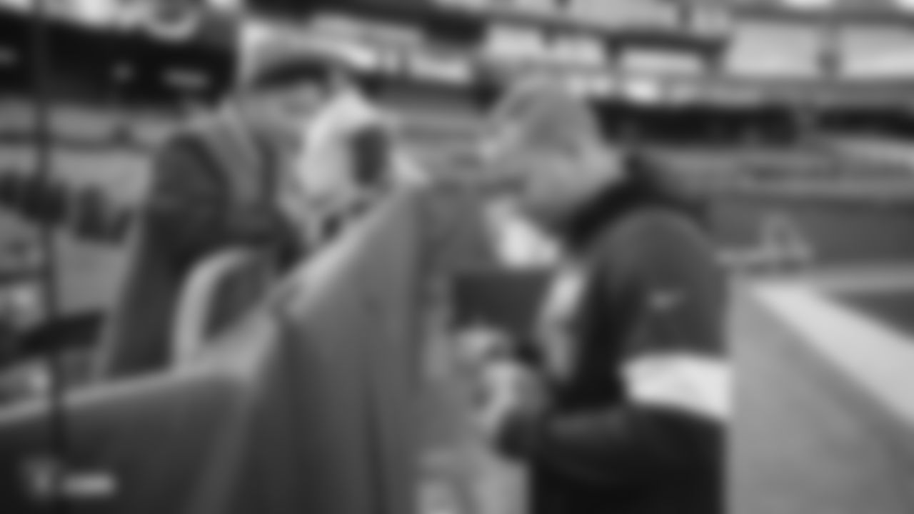 Raiders fullback Alec Ingold (45) signs autographs for fans before the regular season game against the Tennessee Titans.