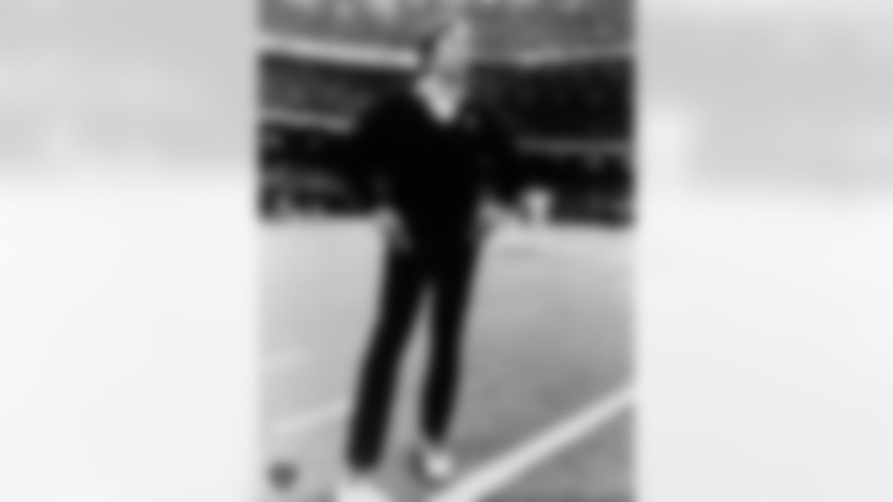 Tom Flores joined the Raiders coaching staff in 1972 as a wide receivers coach under John Madden. After Madden retired, Flores took over as Head Coach from 1979-87, winning 83 games and leading the Raiders to victories in Super Bowl XV and XVIII.