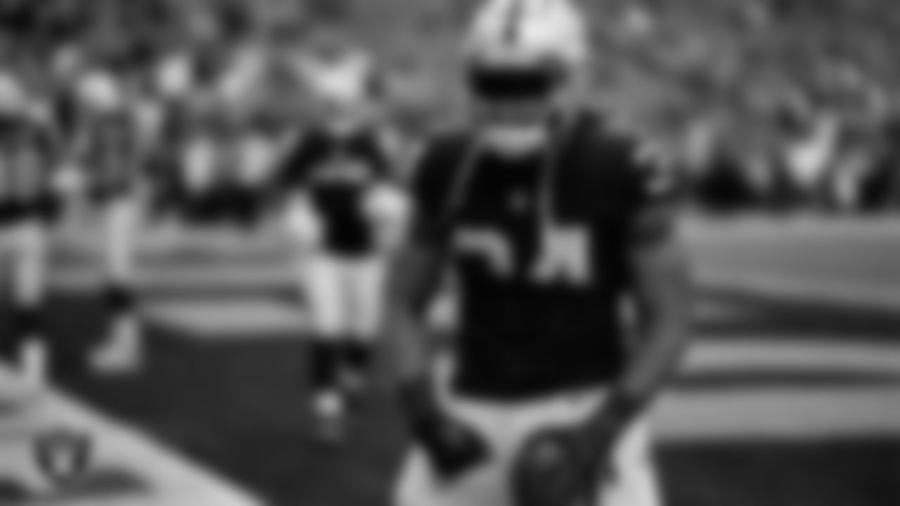 Las Vegas Raiders running back Brandon Bolden (34) warming up before the regular season home game against the Indianapolis Colts at Allegiant Stadium.