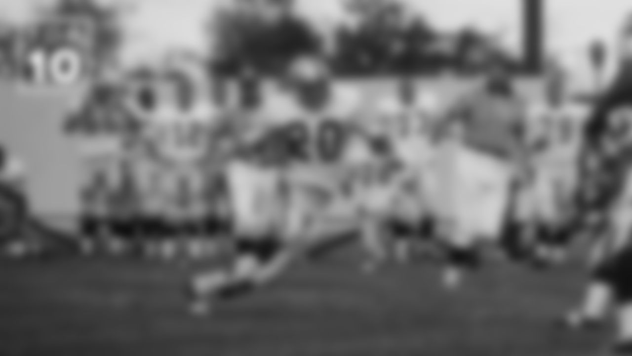 8. DB Warren Powers (1963-1968)
22 interceptions, member of 1967 AFL Championship team.