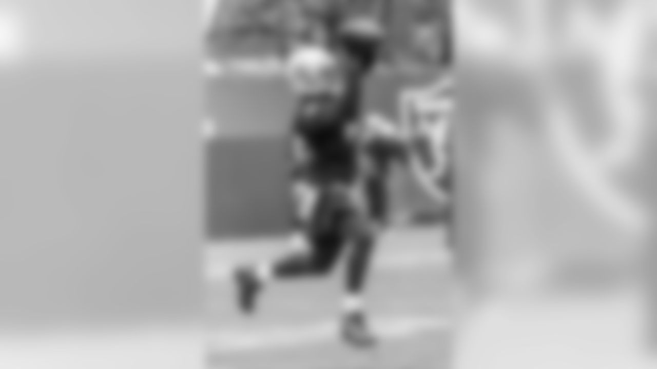 WR Michael Crabtree