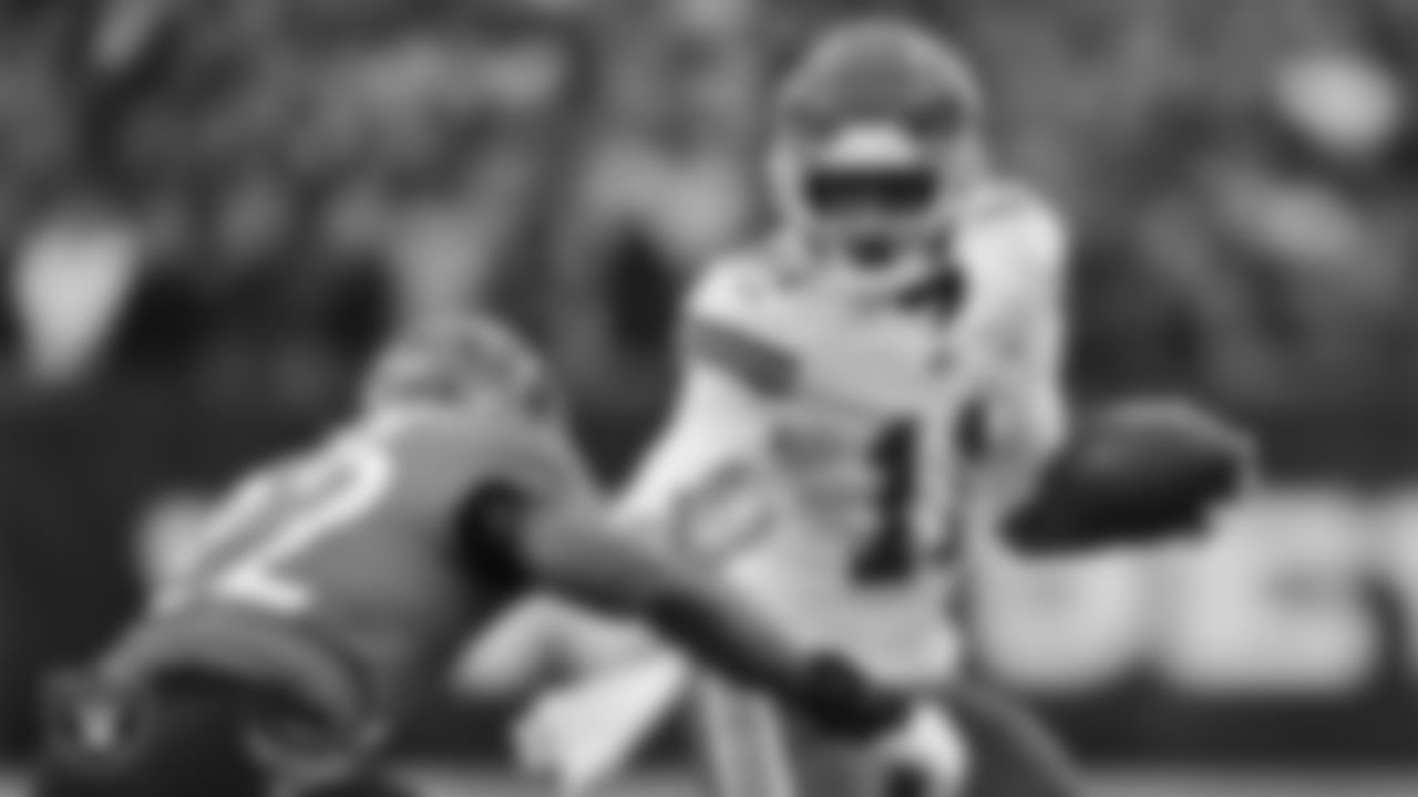 WR Demarcus Robinson
Previous teams: Kansas City Chiefs (2016–2021)