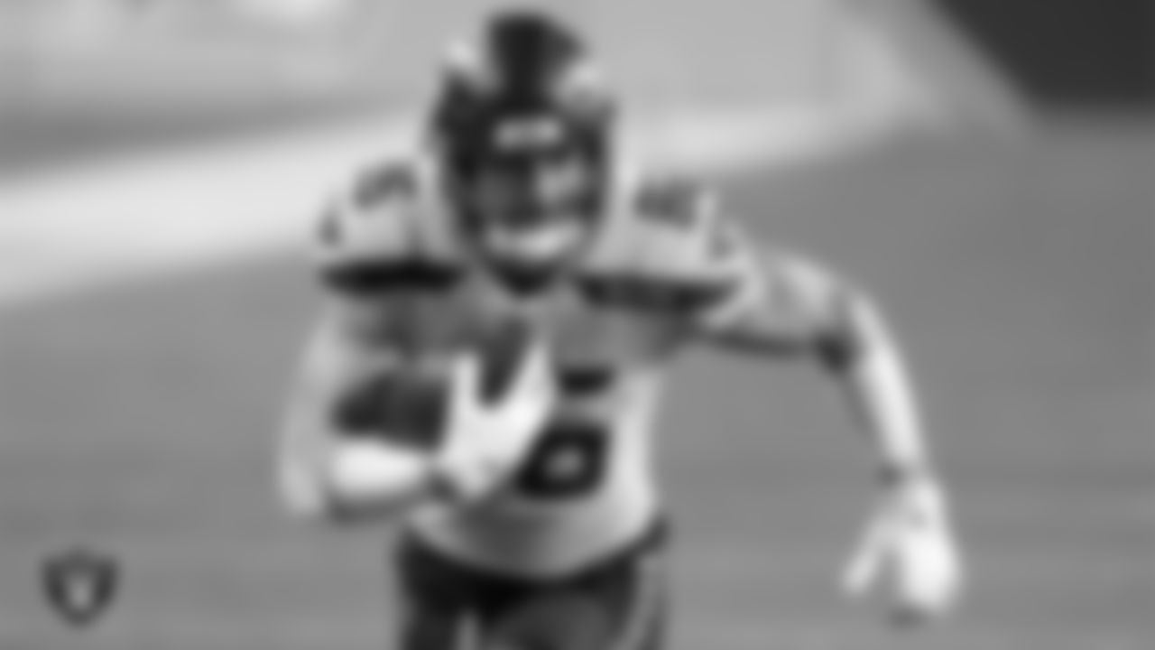 TE Jacob Hollister
Previous teams: New England Patriots (2017–2018), Seattle Seahawks (2019–2020), Buffalo Bills (2021), Jacksonville Jaguars (2021)