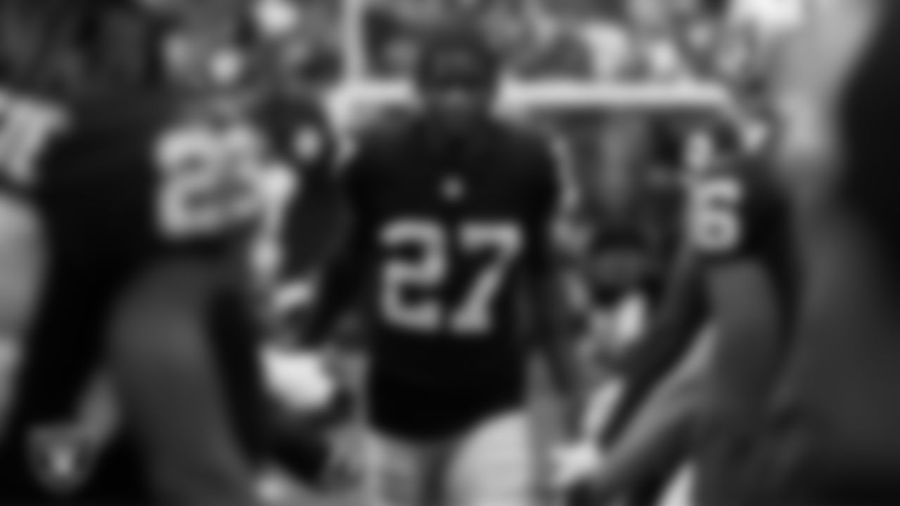 Las Vegas Raiders cornerback Trayvon Mullen Jr. (27) is introduced onto the field before the regular season home game against the Miami Dolphins.