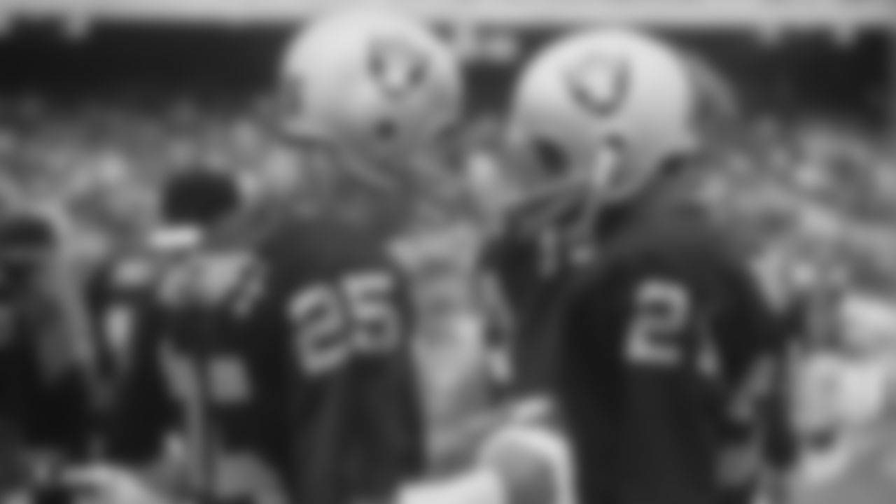 WR Fred Biletnikoff played in 190 games with 160 starts and caught 589 passes for 8,974 yards and 76 TDs. He was named MVP of Super Bowl XI and was later enshrined in the Pro Football Hall of Fame in 1988.