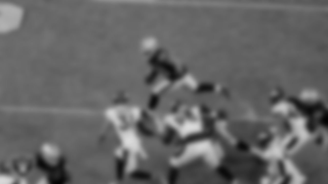 Las Vegas Raiders running back Josh Jacobs (28) during the regular season game against the Denver Broncos at Allegiant Stadium.