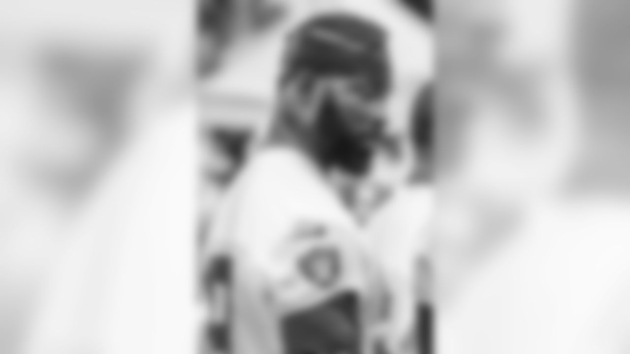DE Justin Tuck