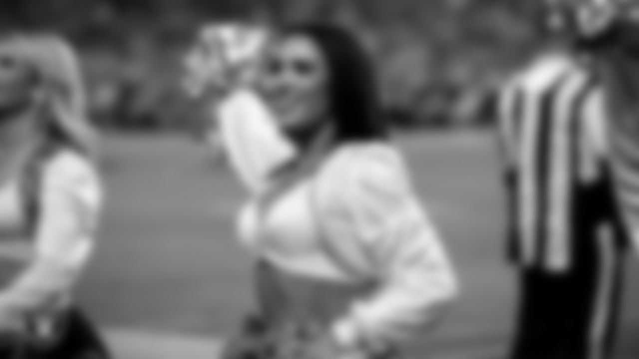 Raiderette Kylie on the sidelines during the regular season home game against the Green Bay Packers at Allegiant Stadium.