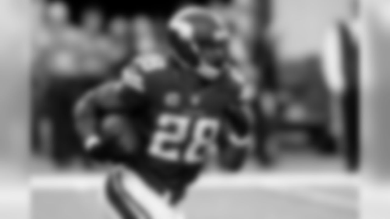 Adrian Peterson
RB
(AP Images)