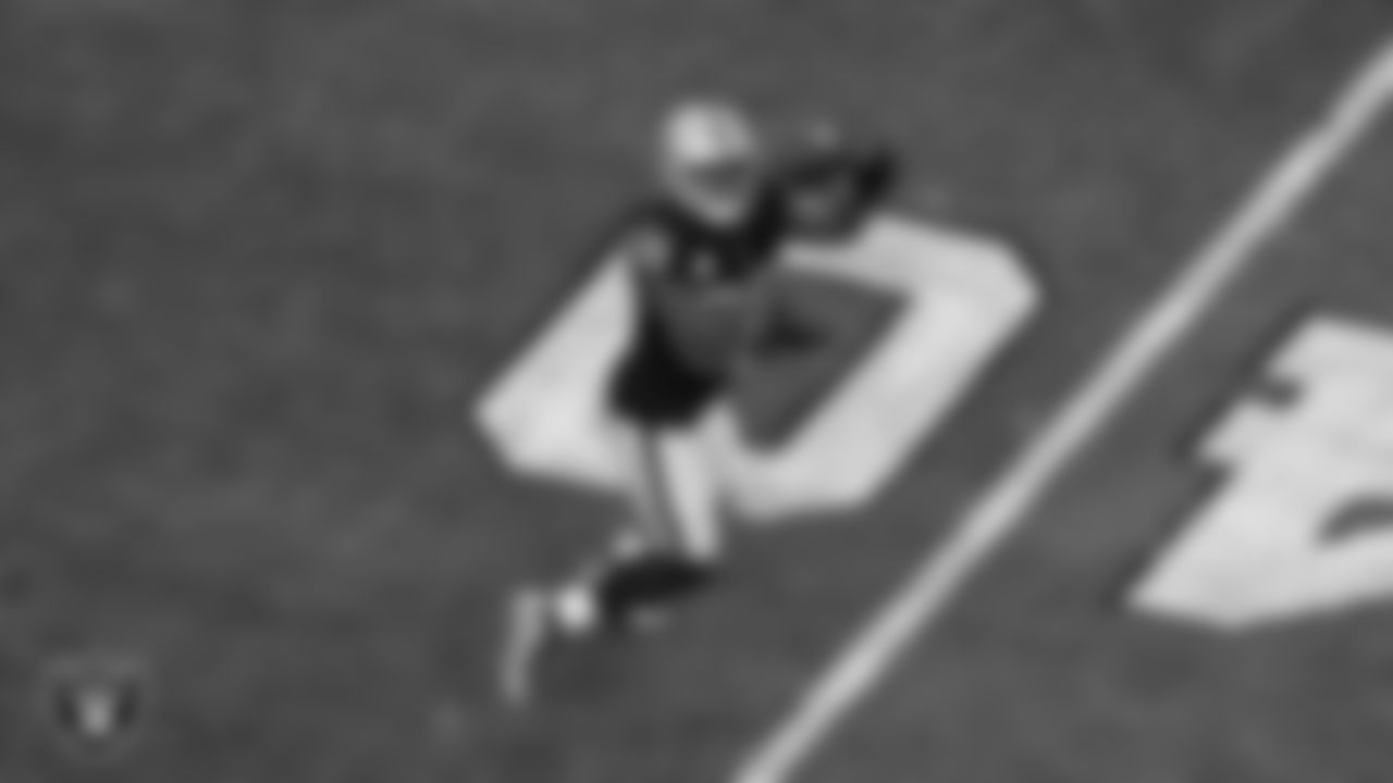 Las Vegas Raiders running back Josh Jacobs (28) during the regular season home game against the Cincinnati Bengals.