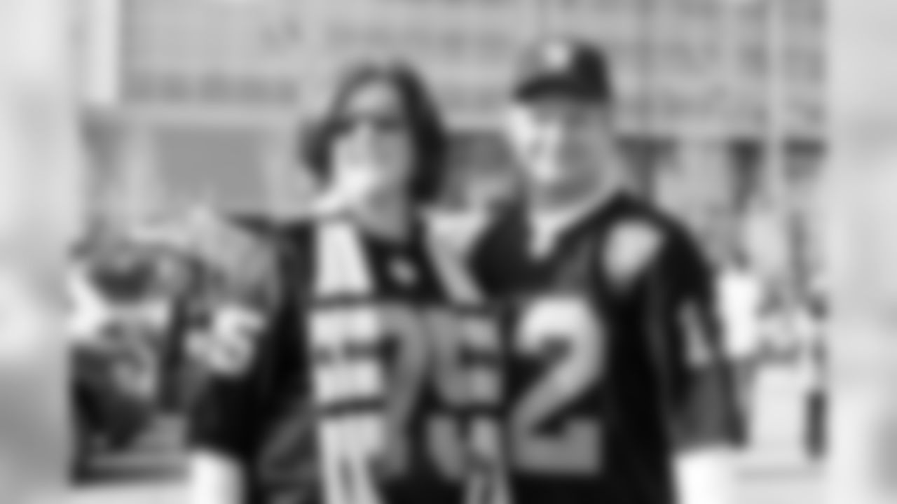 Fans cheered on the Silver and Black at Heinz Field in Pittsburgh. Photo by Tony Gonzales.