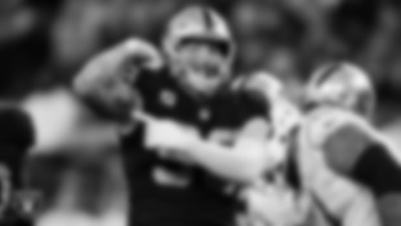 Las Vegas Raiders defensive end Maxx Crosby (98) celebrates after a tackle during the regular season home game against the Los Angeles Chargers.
