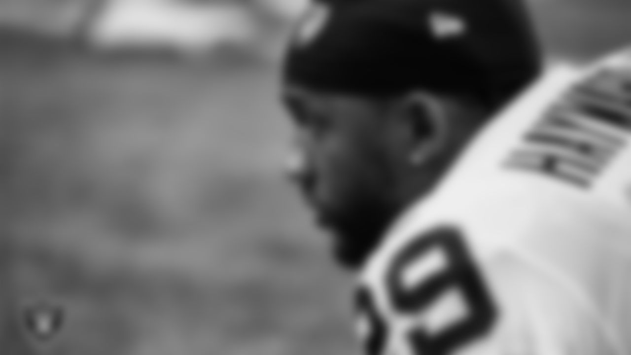 Las Vegas Raiders cornerback Casey Hayward Jr. (29) warming up before the regular season away game against the Indianapolis Colts.